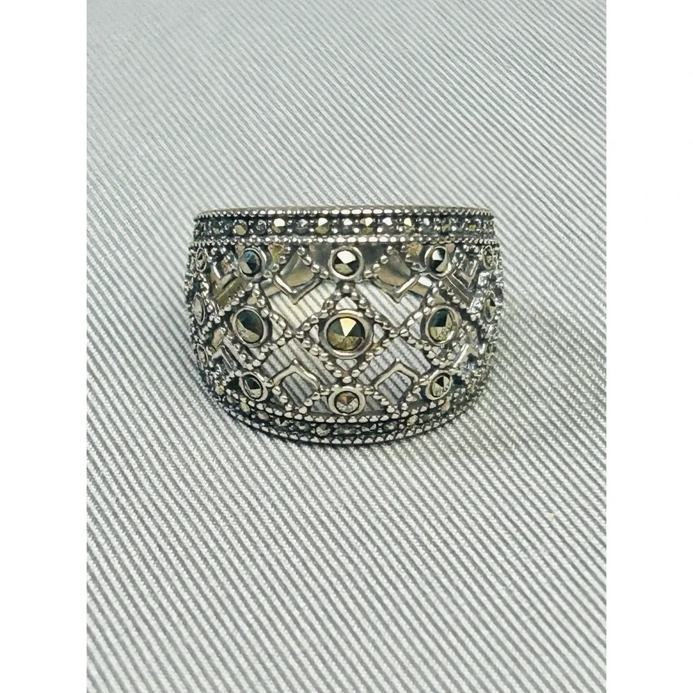 Sterling Silver Size 5.5 Marcasite Style‎ Ring .925